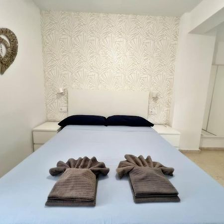Magnifico Apartamento En El Centro De Фуэнхирола Экстерьер фото