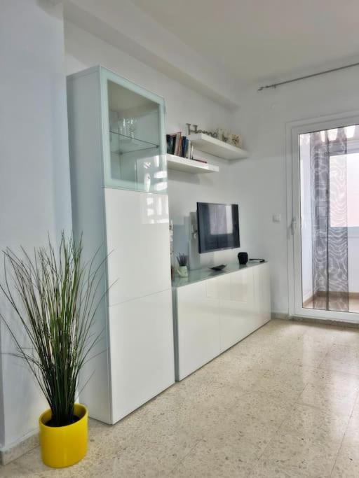 Magnifico Apartamento En El Centro De Фуэнхирола Экстерьер фото