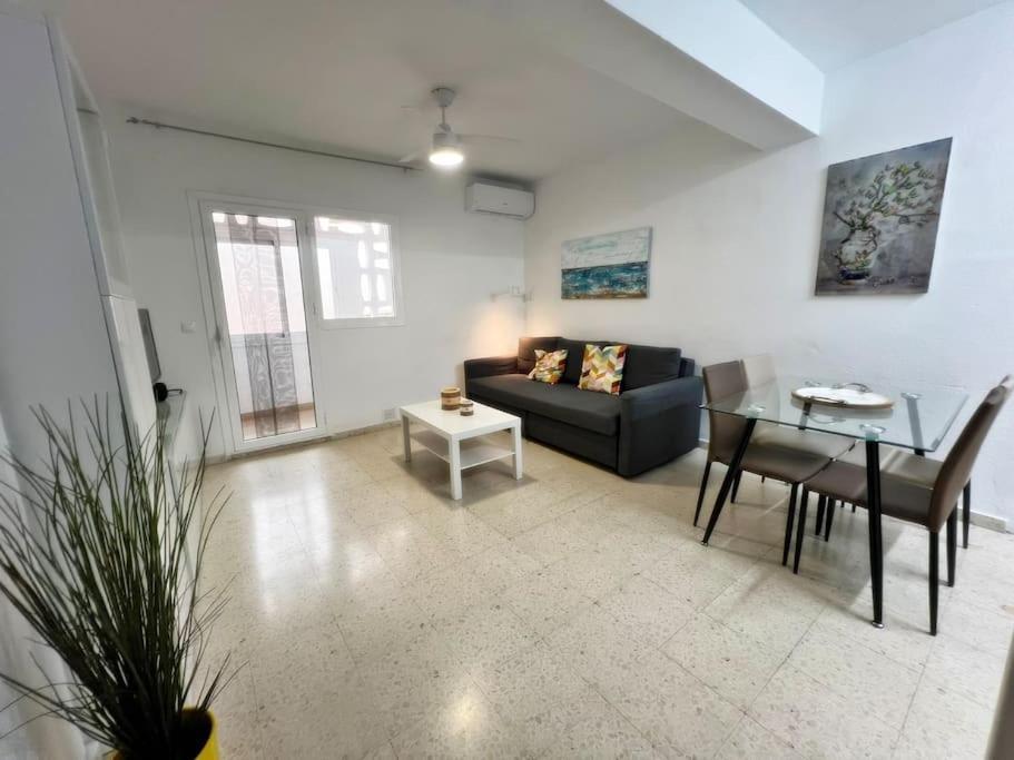 Magnifico Apartamento En El Centro De Фуэнхирола Экстерьер фото