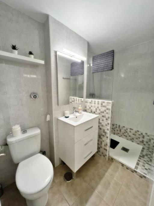 Magnifico Apartamento En El Centro De Фуэнхирола Экстерьер фото